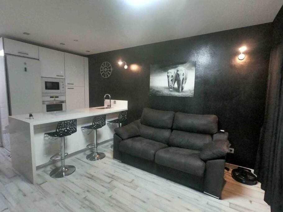Apartamento Con Diseno Moderno Y Piscina Таурито Экстерьер фото